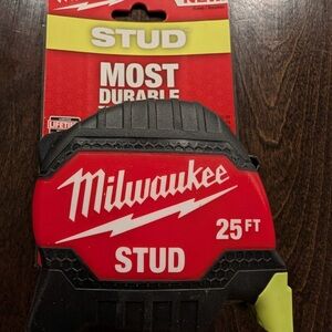 Milwaukee Red Tape Measure - 25ft